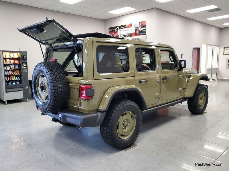 2025 Jeep Wrangler 4-door Willys 