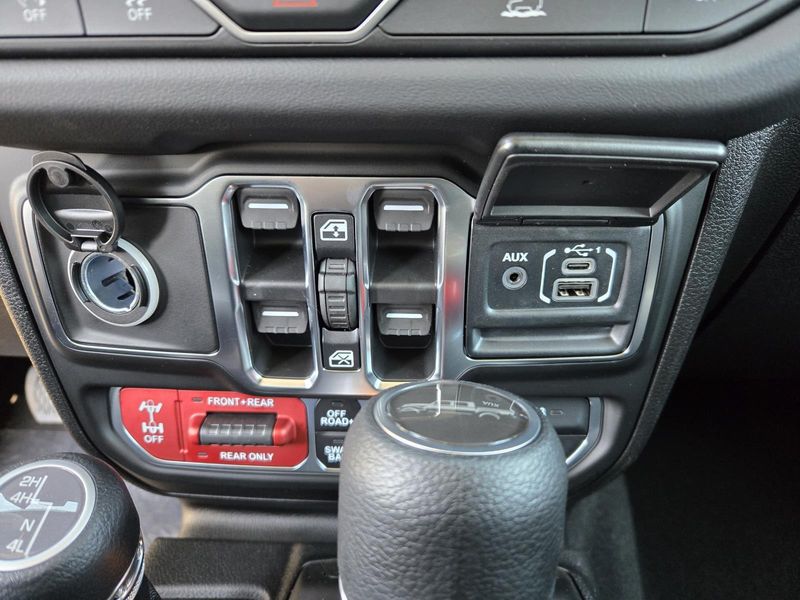 New 2026 Jeep Gladiator Rubicon 4x4
