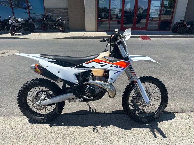 2023 KTM XC 300 