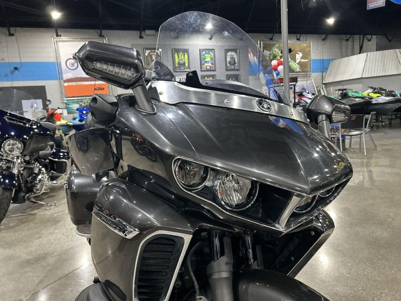 Used 2018 Yamaha Star Venture Image 18