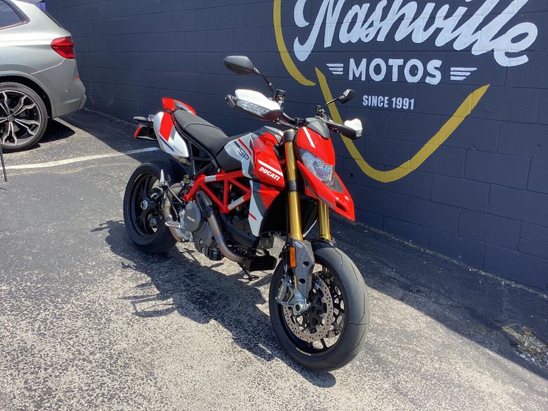 2025 Ducati HYPERMOTARD 950 SP 