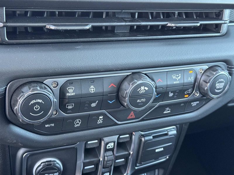 New 2026 Jeep Gladiator Rubicon 4x4