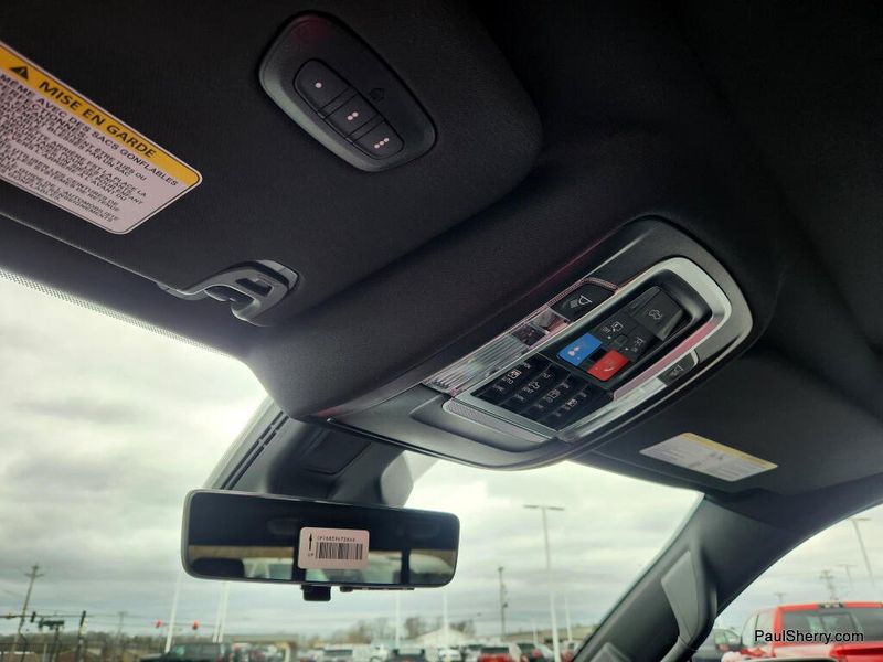 New 2026 RAM 1500 Limited Crew Cab 4x4 5'7' Box