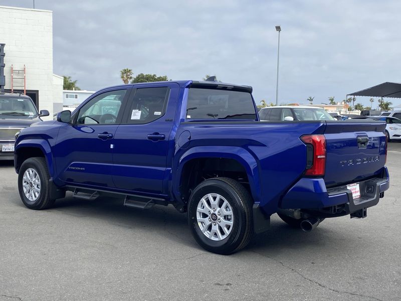 2025 Toyota Tacoma SR5Image 5