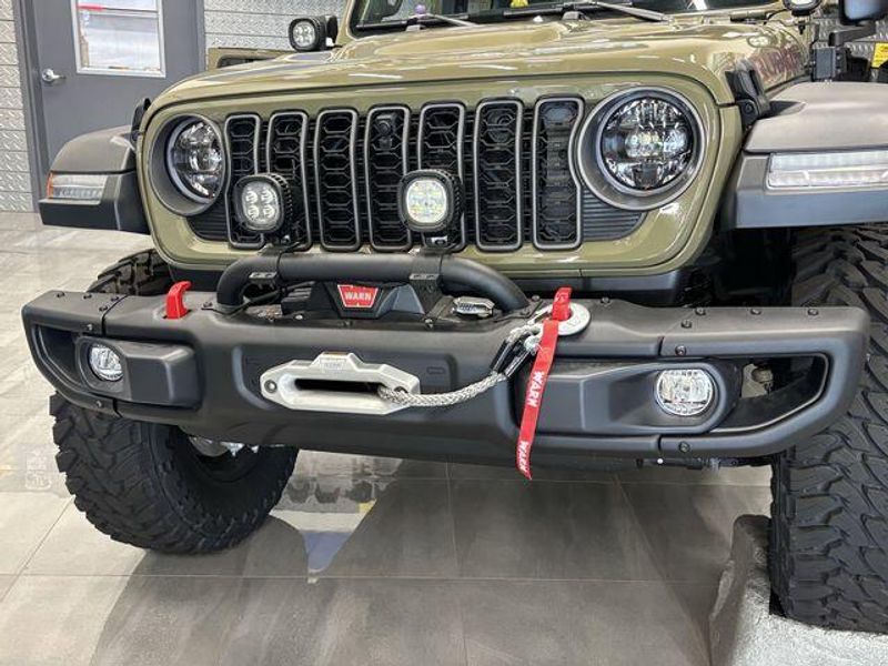 New 2025 Jeep Wrangler 4-door RubiconImage 5