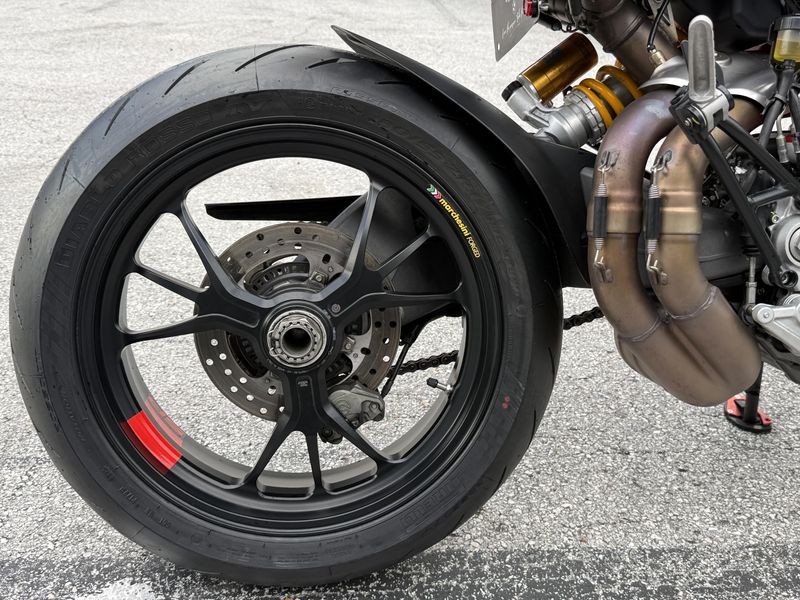 Used 2025 Ducati HYPERMOTARD 950 SP 
