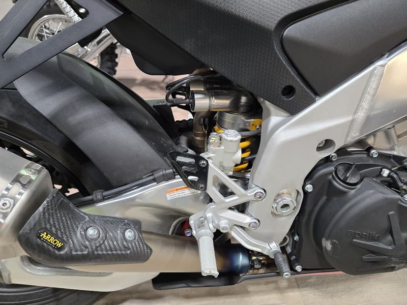 USED 2024 APRILIA RSV4 1100 Image 22