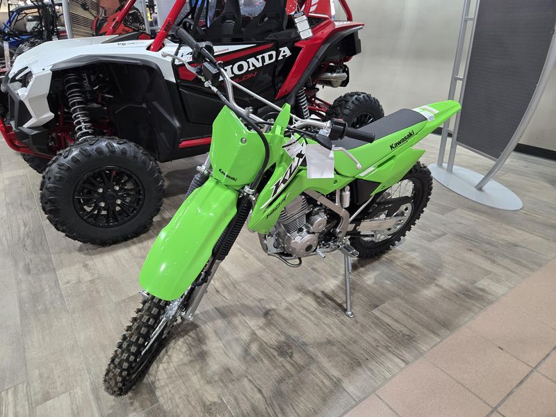 2025 Kawasaki KLX 140R F LIME GREENImage 4