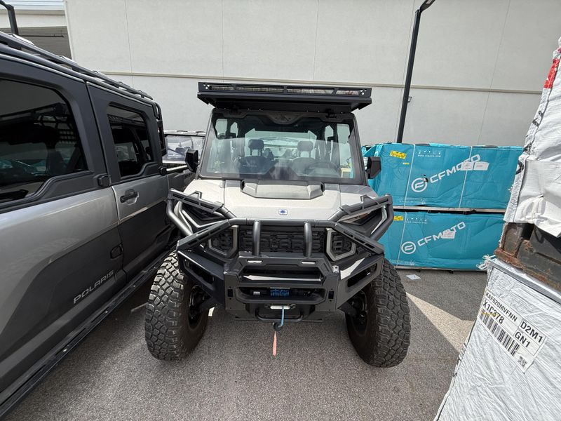 USED 2024 POLARIS RANGER CREW XD 1500 PREMIUM - TURBO SILVER Image 2