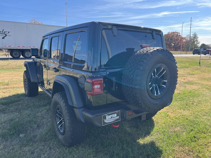 New 2026 Jeep Wrangler 4-door RubiconImage 10