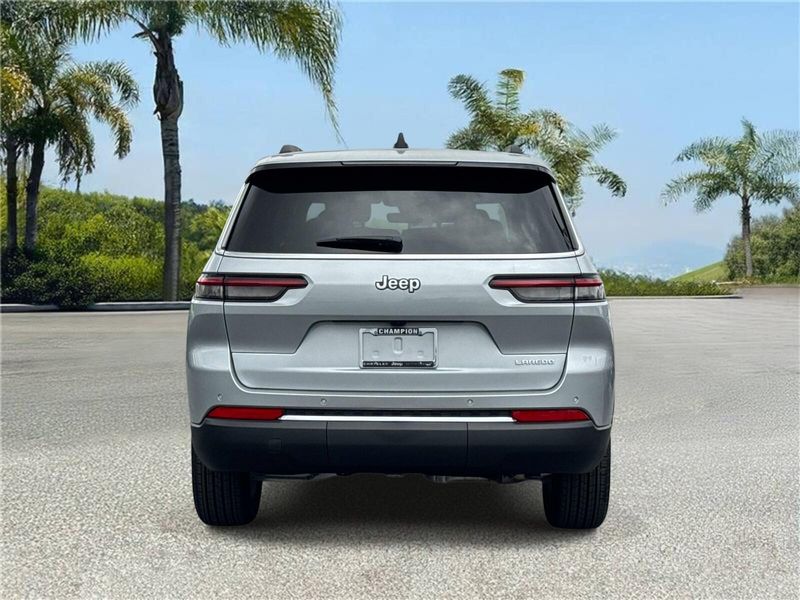 New 2026 Jeep Grand Cherokee L Laredo 4x2