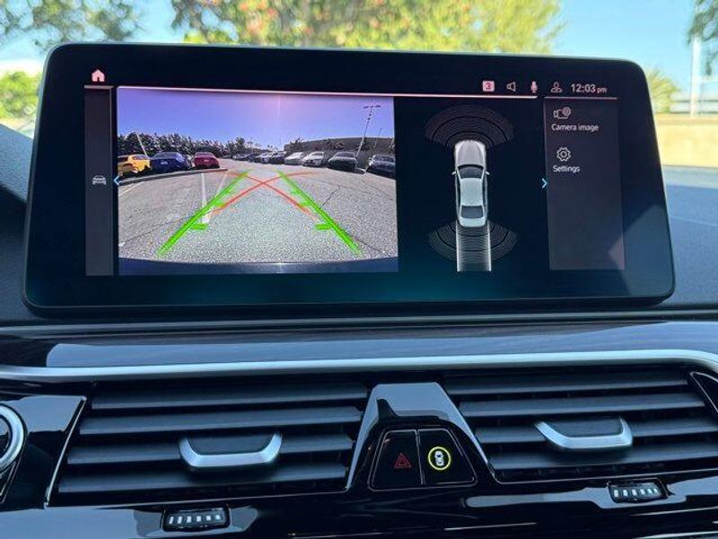 Used 2023 BMW 5 Series 530e iPerformanceImage 30