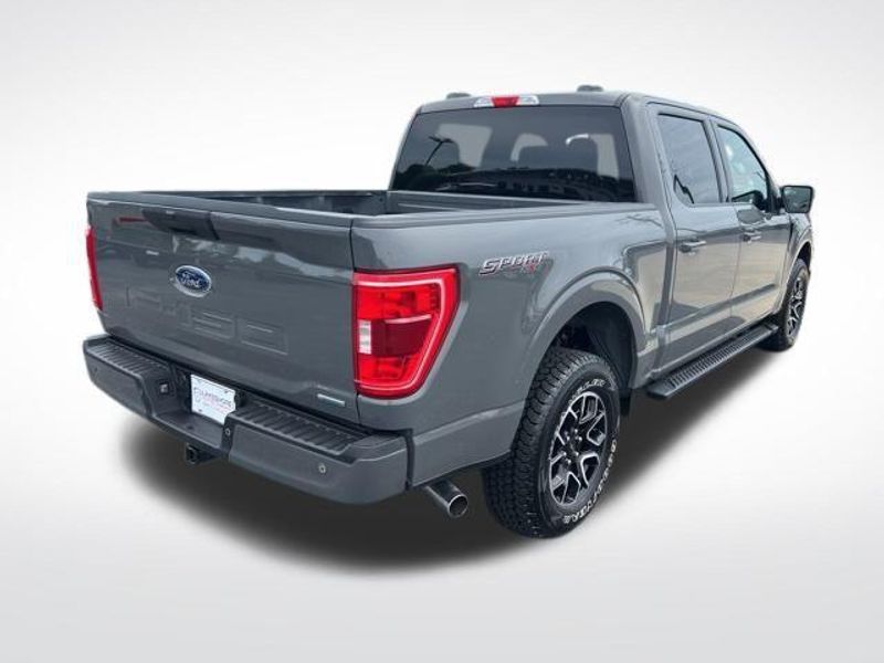 2021 Ford F-150 XLTImage 8