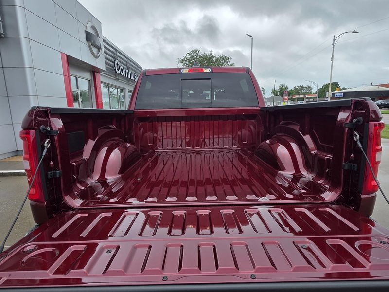 New 2025 RAM 1500 LaramieImage 9