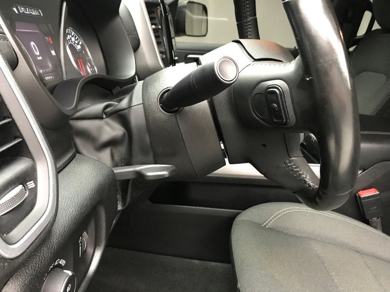 2022 RAM 1500 Big HornImage 6