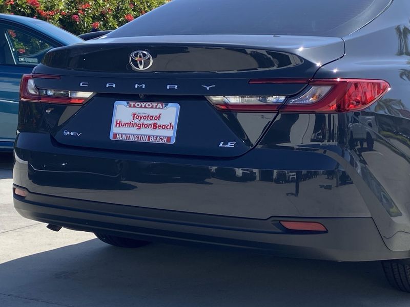 2025 Toyota Camry LEImage 4