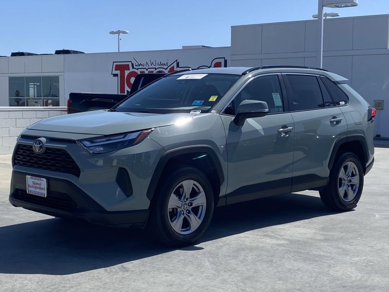 2023 Toyota RAV4 XLEImage 8