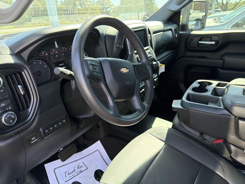 Used 2022 Chevrolet Silverado 3500HD Chassis Work TruckImage 24
