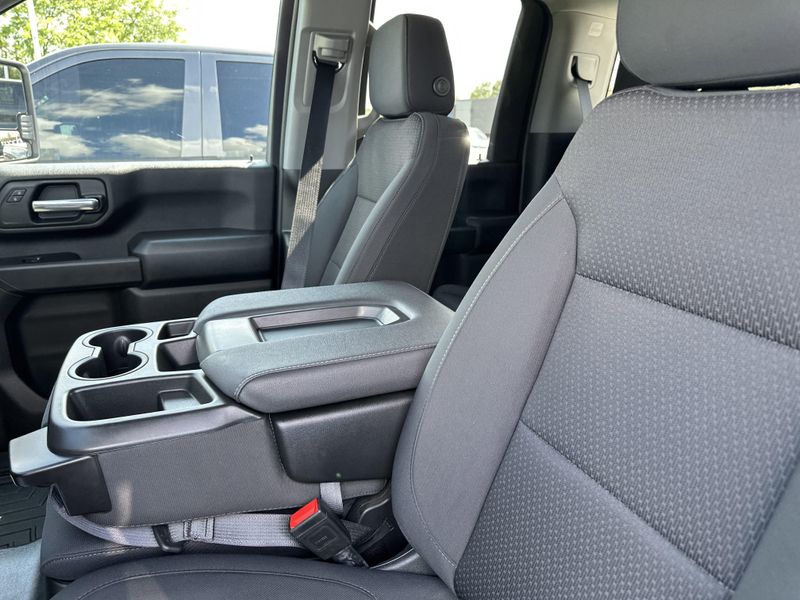 2024 GMC Sierra 2500HD ProImage 21