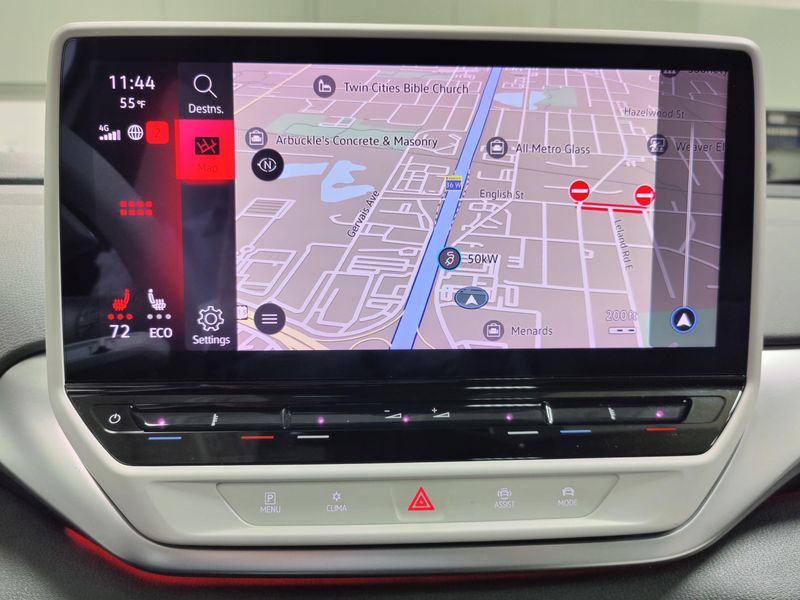 2021 Volkswagen ID.4 1st Edition w/Glass Roof & Tow PkgImage 10