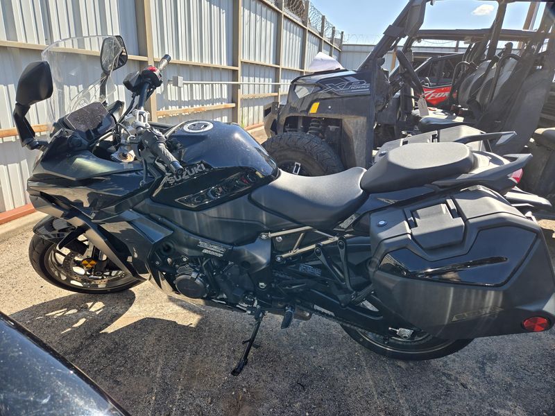 USED 2024 SUZUKI GSXS1000GT CA Image 4