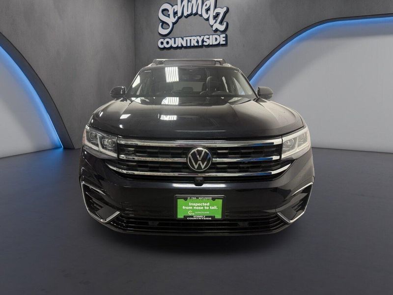 Used 2023 Volkswagen Atlas Cross Sport V6 AWD SEL Premium R-LineImage 2