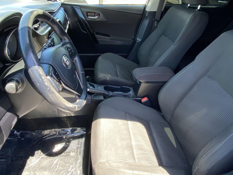 Used 2018 Toyota Corolla iM BaseImage 15