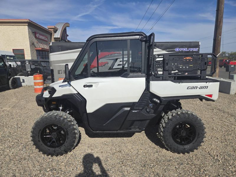 New 2027 Can-Am DEFENDER XU LTD HD11 Image 2