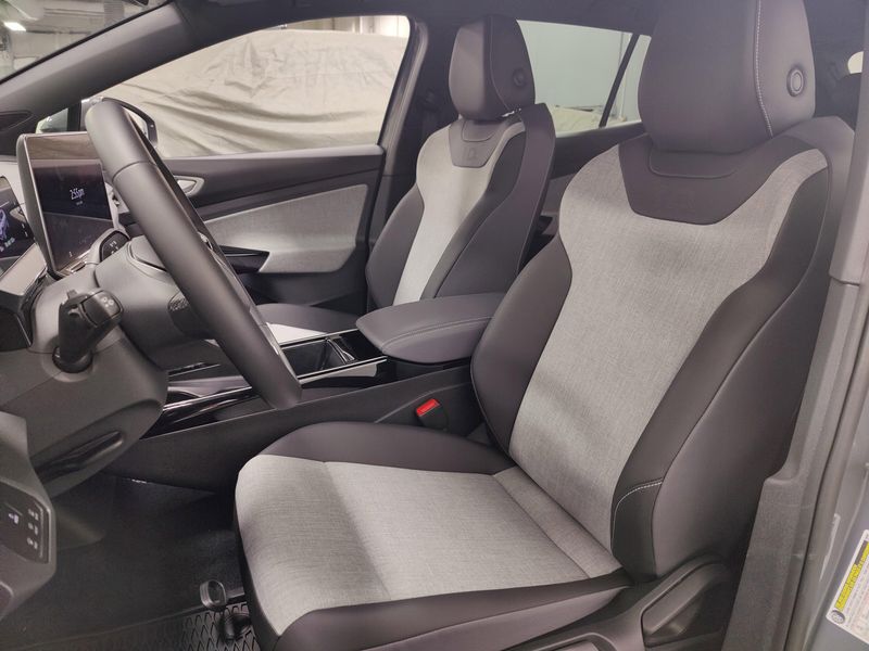 Used 2025 Volkswagen ID.4 Pro AWD 82kW Long RangeImage 14