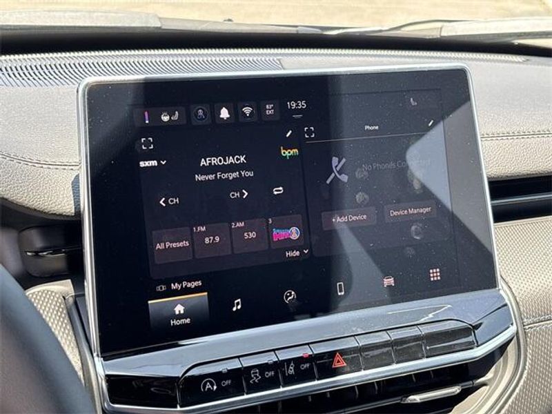 2025 Jeep Compass Latitude 4x4Image 18