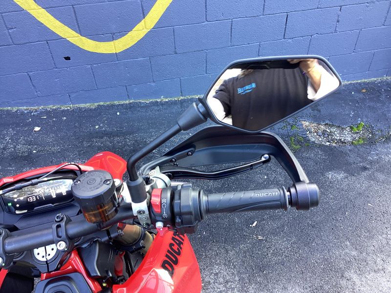 Used 2024 Ducati Hypermotard 698 Mono RVE 