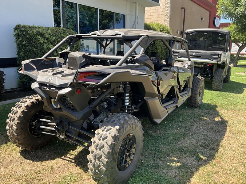 New 2026 Can-Am MAVERICK MAX XDS 64 TURBO RR Image 3