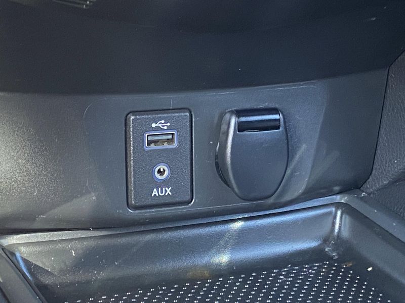 Used 2017 Nissan Rogue SVImage 22