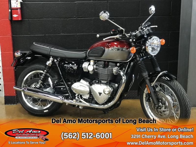 2024 Triumph BONNEVILLE T120  in a CORDOVAN RED/SILVER ICE exterior color. Del Amo Motorsports of Long Beach (562) 362-3160 delamomotorsports.com 