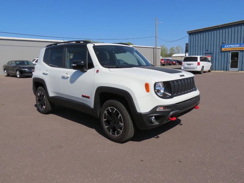 2023 Jeep Renegade Trailhawk 4x4 4dr SUVImage 8