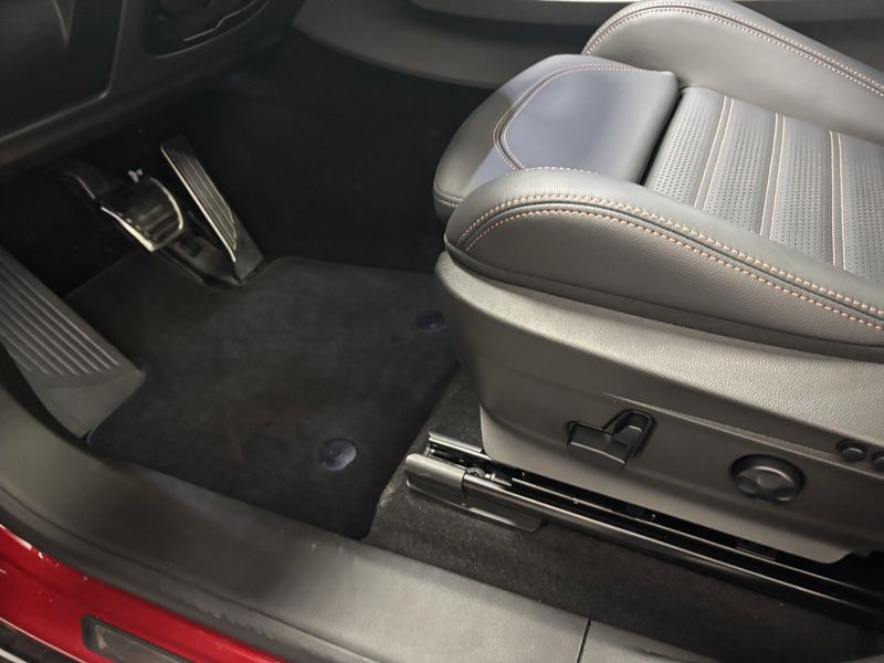 New 2025 Alfa Romeo Stelvio Intensa AwdImage 4