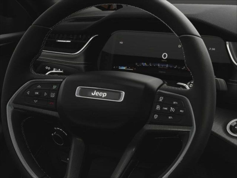 2025 Jeep Grand Cherokee Altitude photo 16