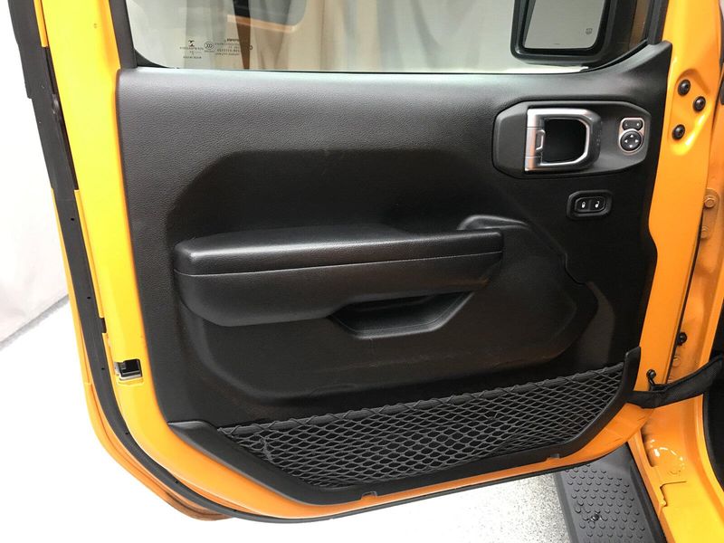 Used 2021 Jeep Wrangler Unlimited WillysImage 3