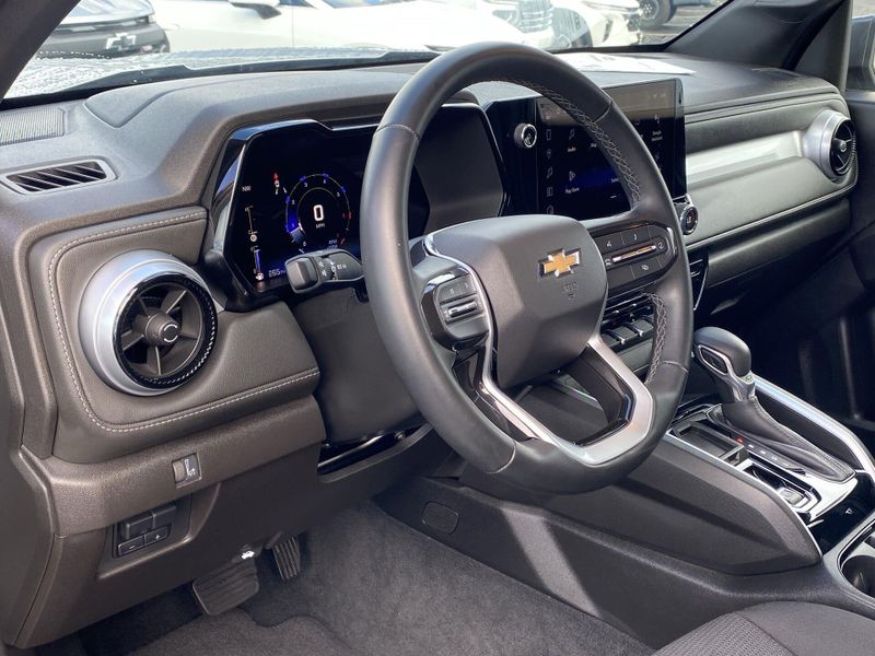 Used 2023 Chevrolet Colorado LTImage 11
