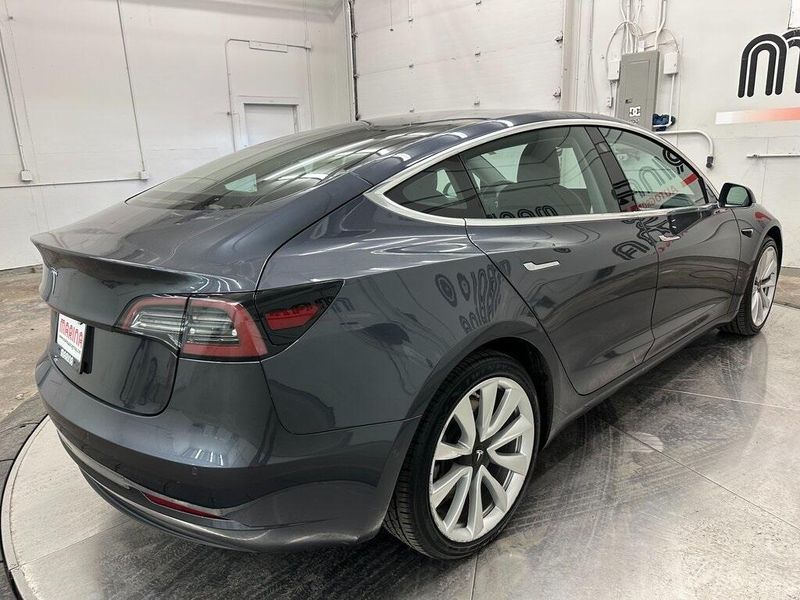 2018 Tesla Model 3 Long RangeImage 15