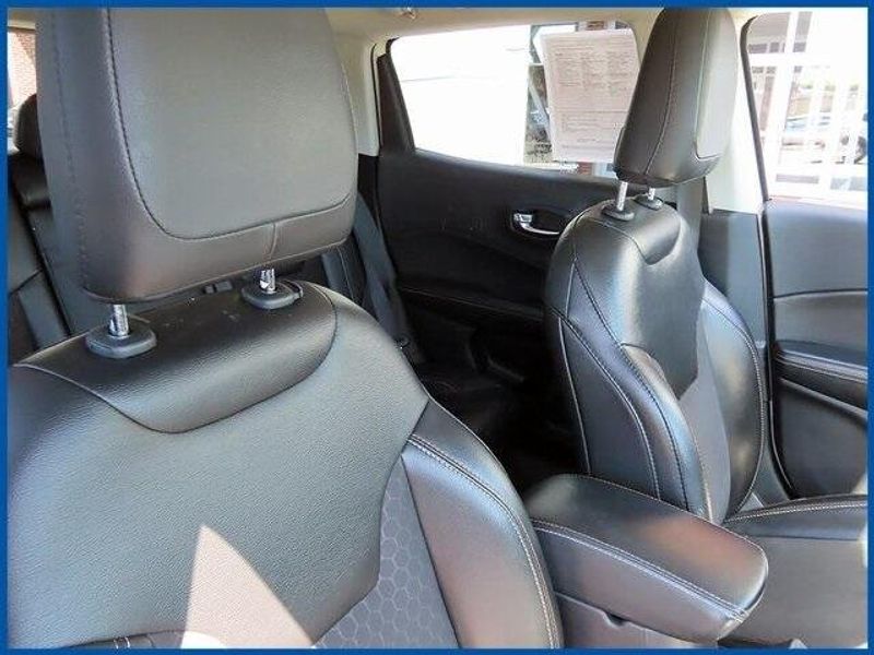 2020 Jeep Compass LatitudeImage 9