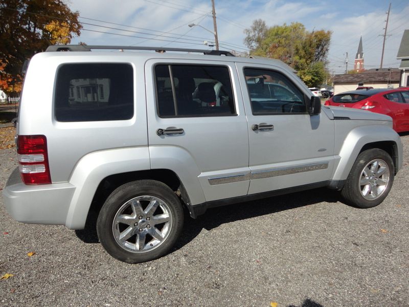 2012 Jeep Liberty Sport LatitudeImage 3