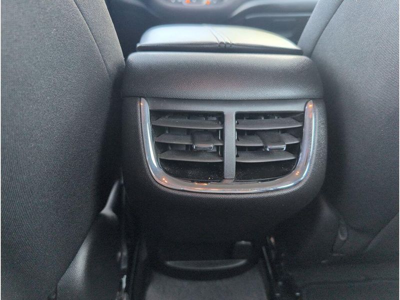 Used 2024 Chevrolet Malibu LTImage 33