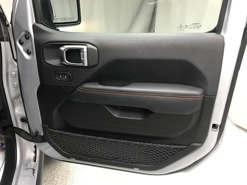 2022 Jeep Gladiator MojaveImage 14