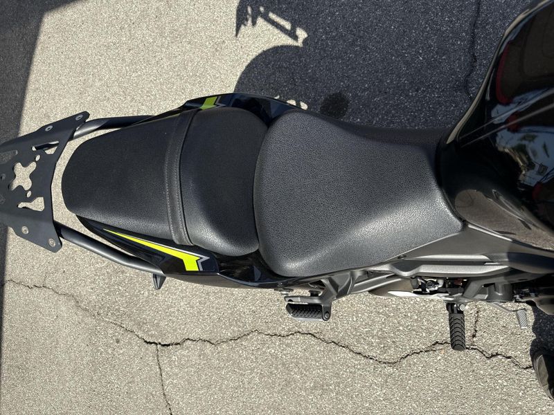 Used 2024 Kawasaki Z650 Image 17