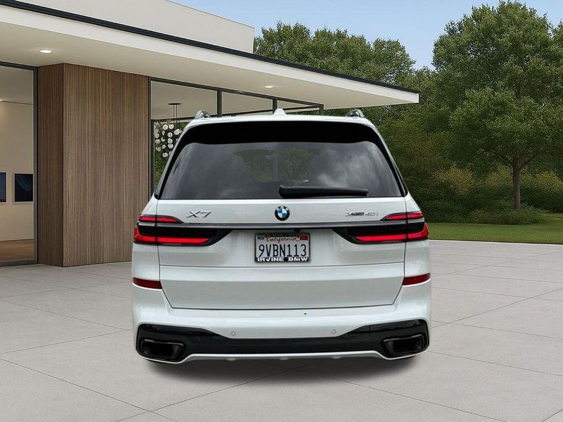 Used 2026 BMW X7 xDrive40iImage 10