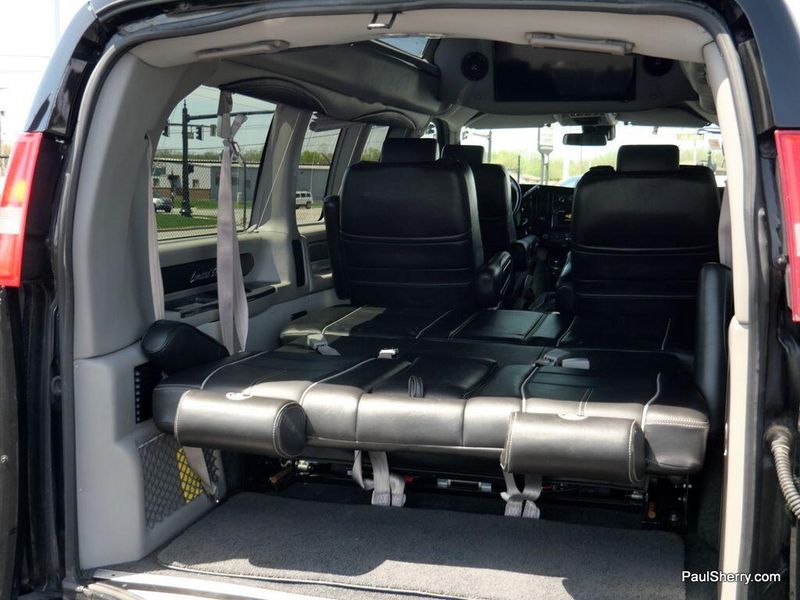 2019 Chevrolet Express 2500 Image 23