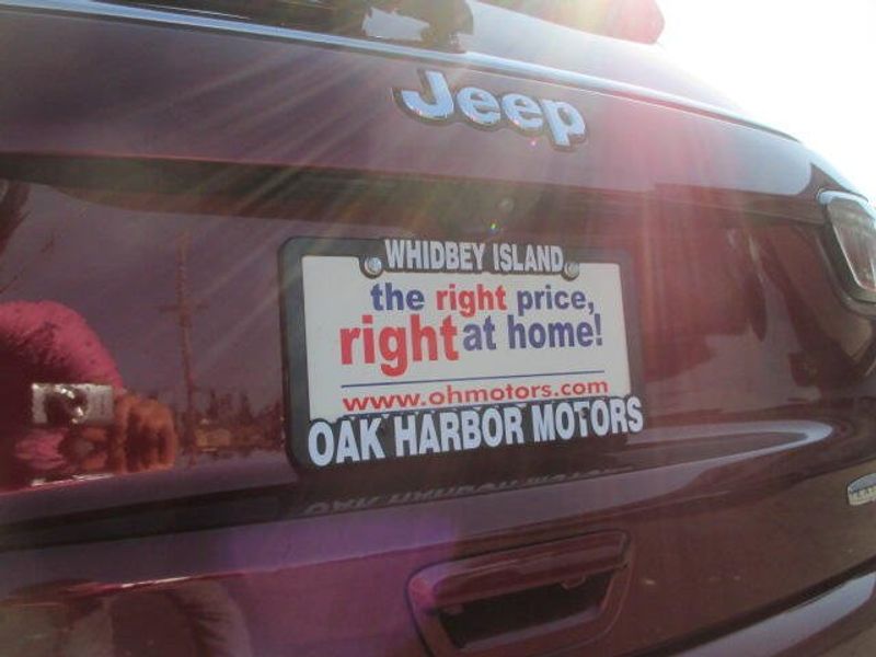 Used 2022 Jeep Compass LatitudeImage 10