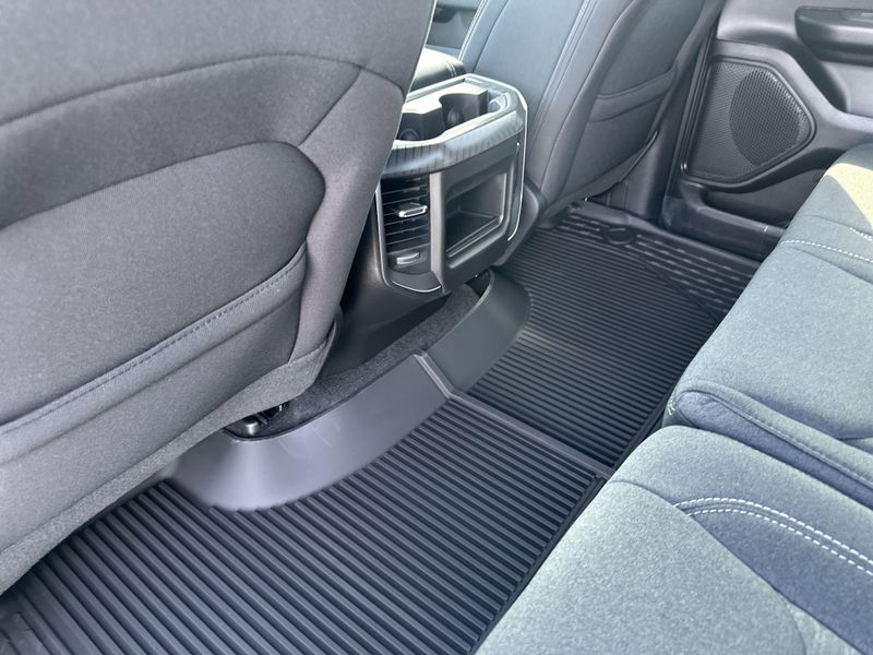2025 RAM 1500 Big Horn Crew Cab 4x4 5