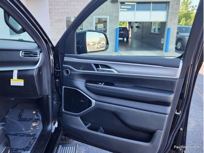 2026 Jeep Grand Wagoneer L Limited Reserve 4x4